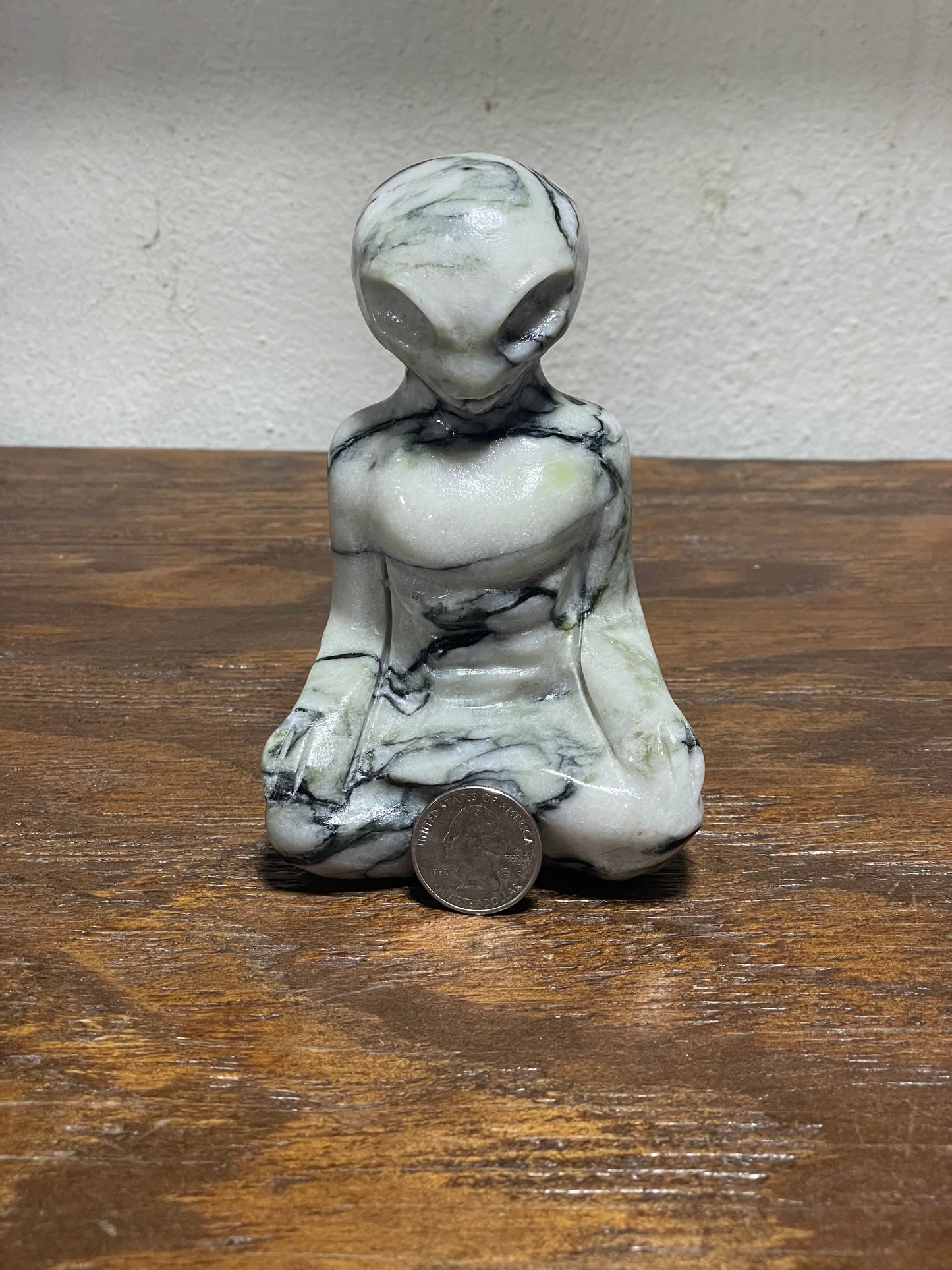 Alien Carving | Serpentine & Quartz