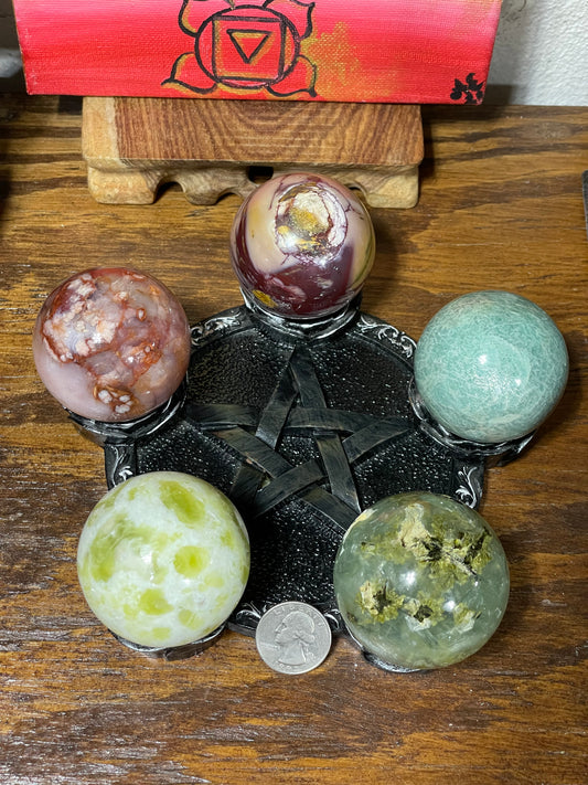 5 Spheres on Pentagram Stand