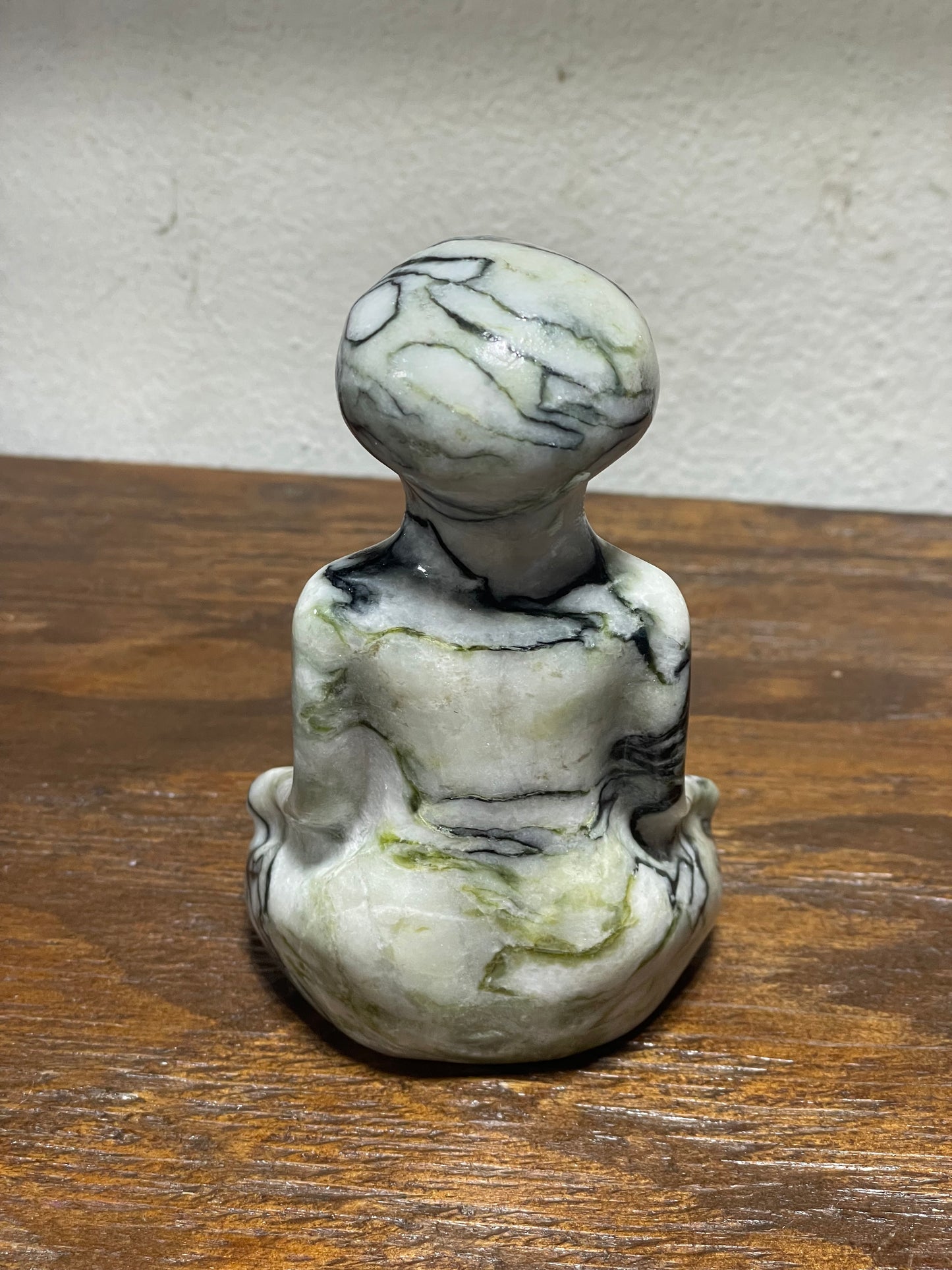 Alien Carving | Serpentine & Quartz